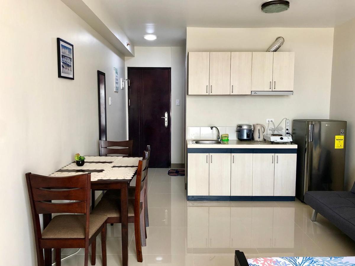 Condo W/ Balcony Near Mactan International Airport Lapu-Lapu City Exterior foto